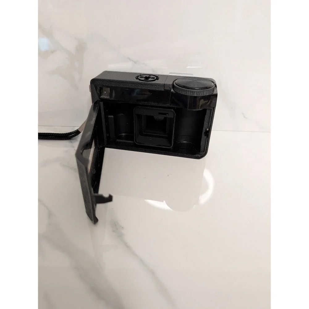 Kodak Instamatic 133 Vintage 126 Film Camera Made in Germany Black Silver